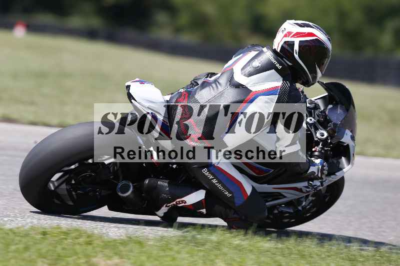 /44 09.08.2025 Plüss Moto Sport ADR/Freies Fahren/backside